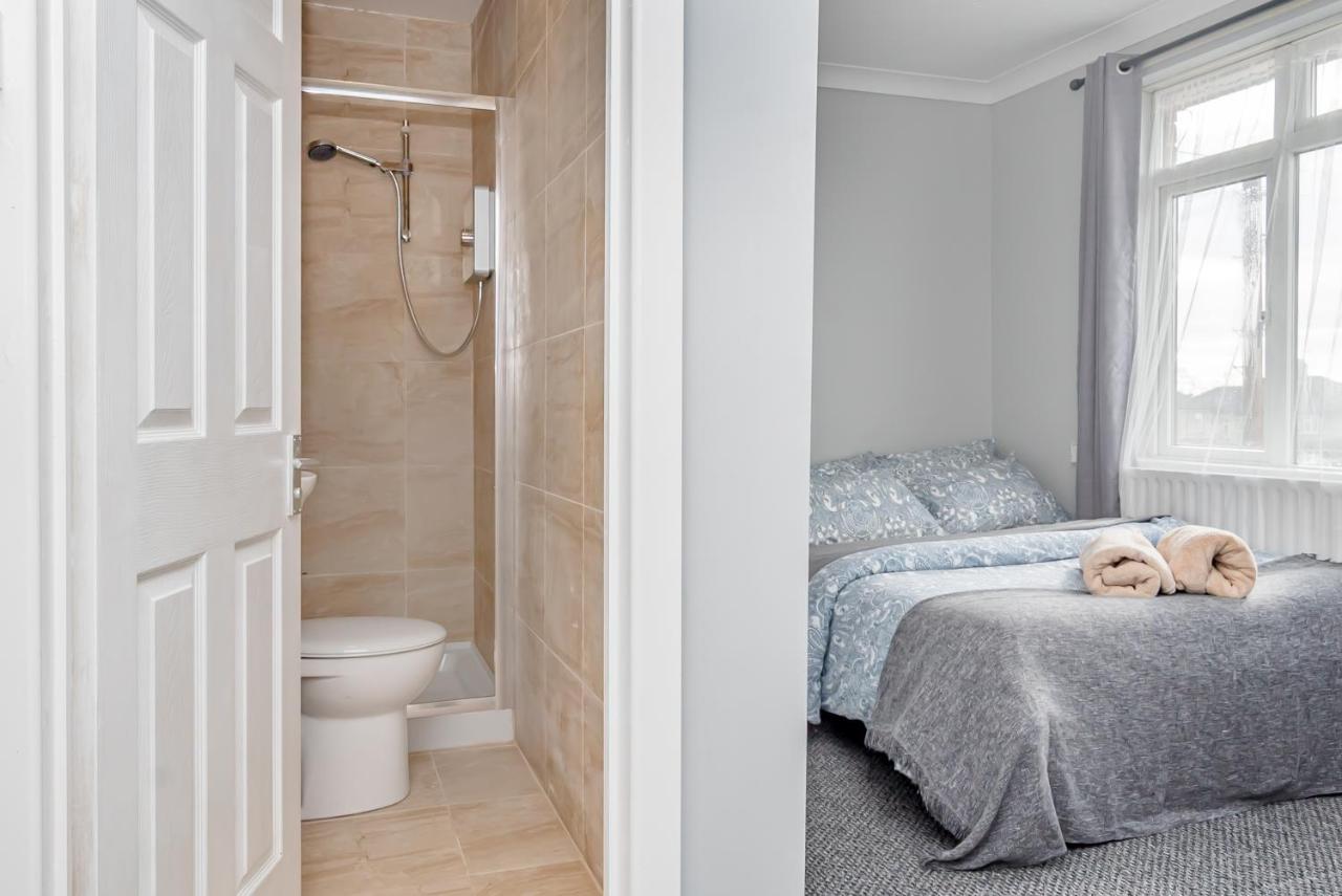 Shirley House 2, Self Catering Guest House, Self Check In, Smart Locks, 10 Min Walk To Southampton General, Aspire And Princess Anne Hospitals, Access To Fully Equipped Kitchen, Excellent Transport Links, Ideal For Longer Stays And Hospital Shifts Exteriér fotografie